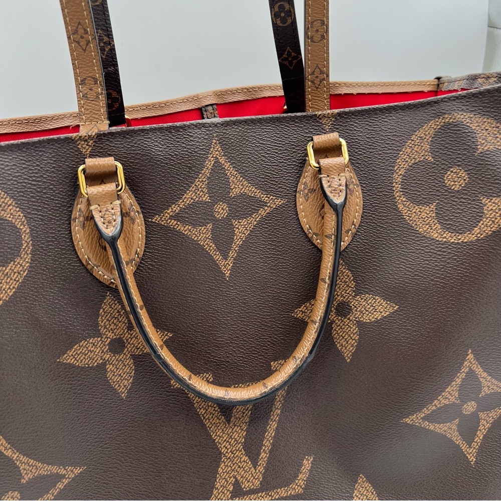 Louis Vuitton Brown Monogram Tote with Red Interior. - Picture 2 of 16